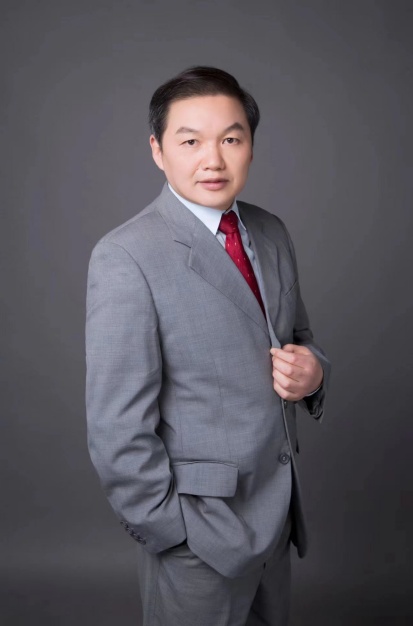 7、管理學(xué)院院長(zhǎng)任劍新 教授.jpg